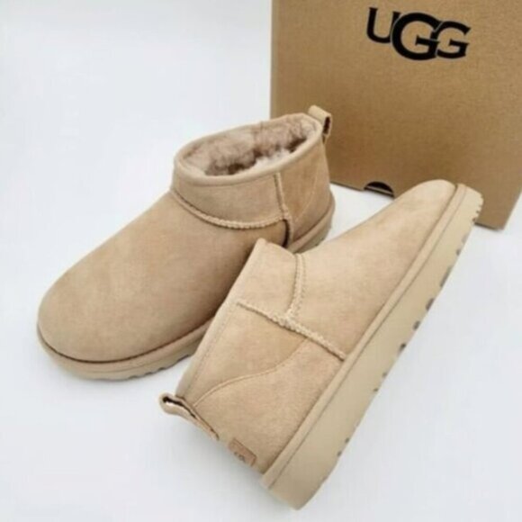 UGG Shoes - 🖤UGG Classic Ultra Mini Booties EU37-40